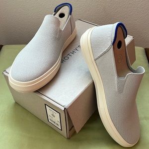 NEW ROTHY’s - The City Slip On Sneaker
In color Ash. Women’s 10.5, Men’s 9.